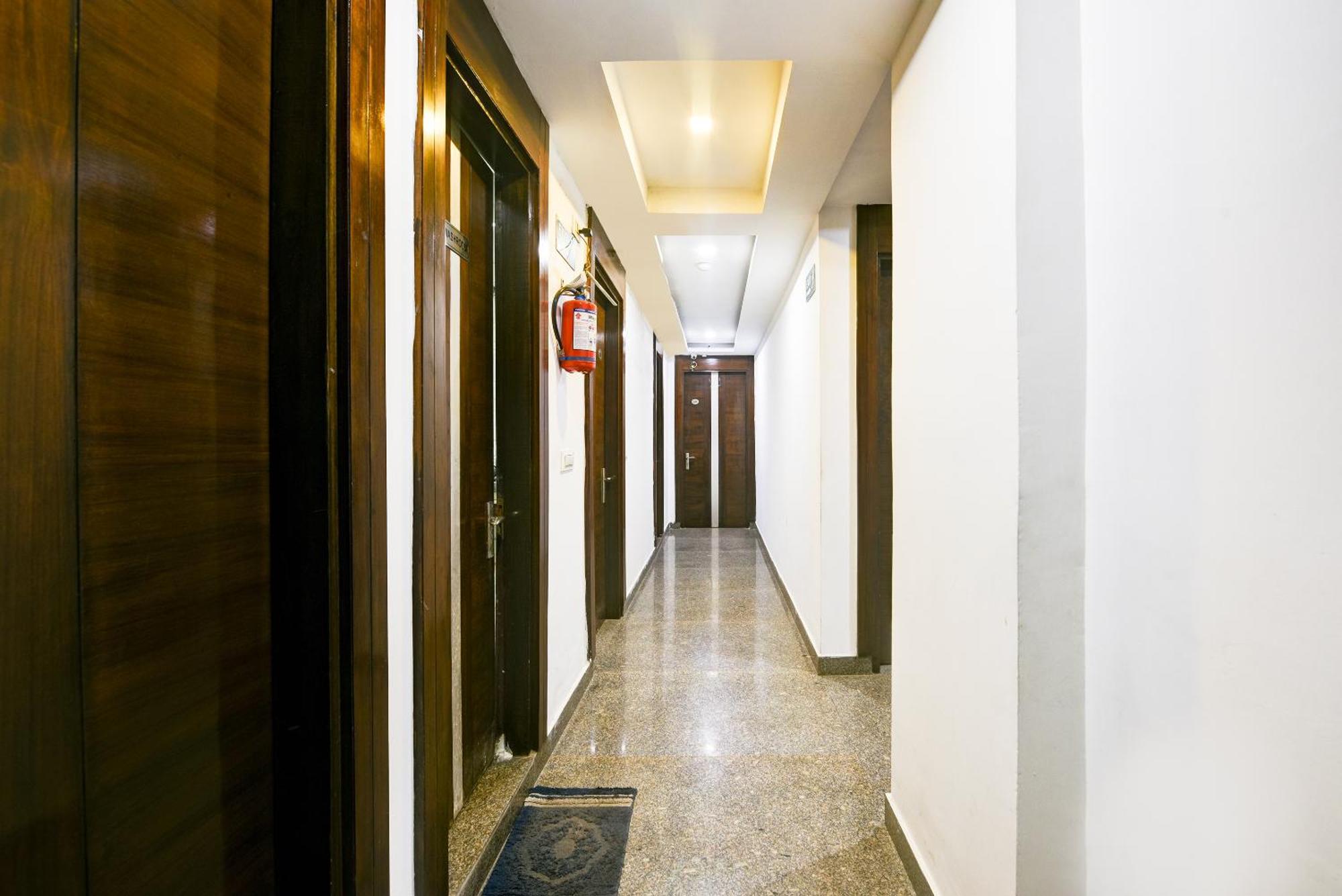 Hotel Shri Vinayak In City Centre At New Delhi Railway Station-By Rcg Hotels Luaran gambar