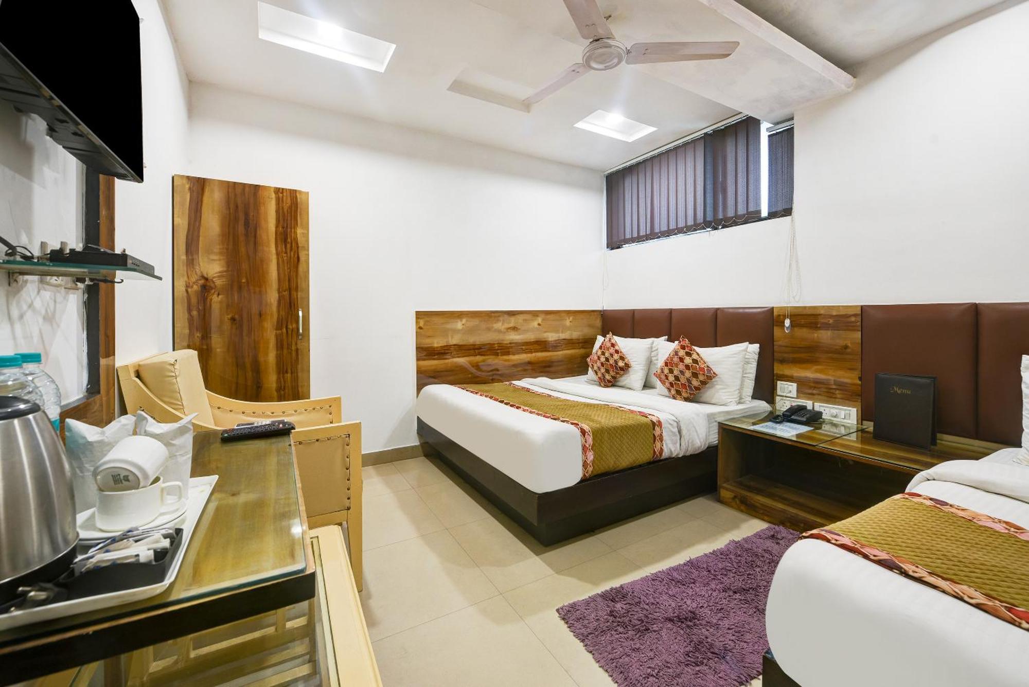 Hotel Shri Vinayak In City Centre At New Delhi Railway Station-By Rcg Hotels Luaran gambar