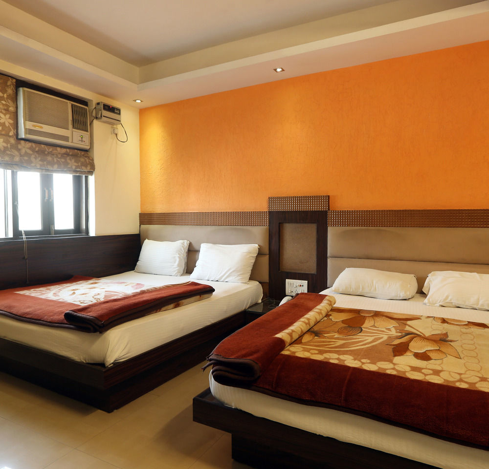 Hotel Shri Vinayak In City Centre At New Delhi Railway Station-By Rcg Hotels Luaran gambar